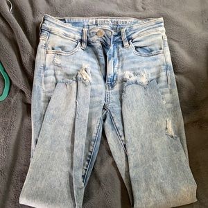 American eagle ripped jeans